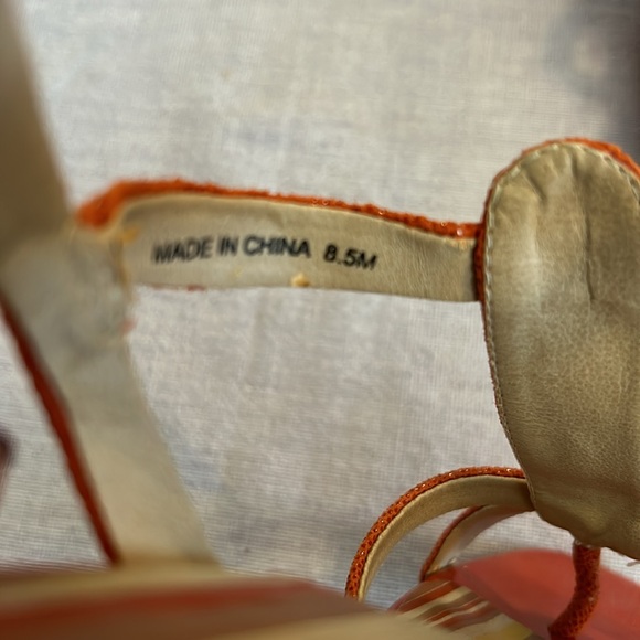 NWOT Kenneth Cole Reaction sandals - Picture 4 of 8